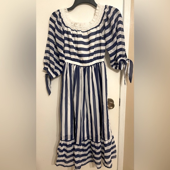 Stripe off shoulder summer dress - Picture 1 of 2